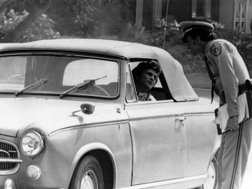 Peugeot 403 Cabriolet - Samoch&oacute;d porucznika Columbo
